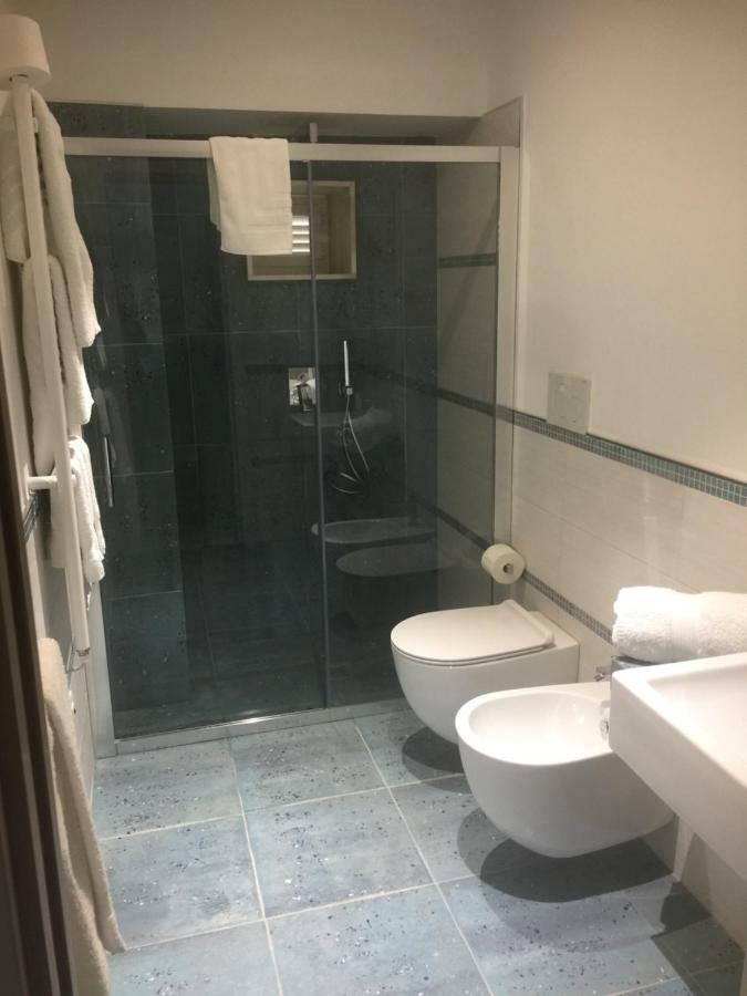 Porto Di Mare Luxury Home ジョヴィナッツォ エクステリア 写真